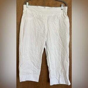 Ruby Rd. Women Capri's 16W Slimming Contour Waistband Pant  White With Pockets
